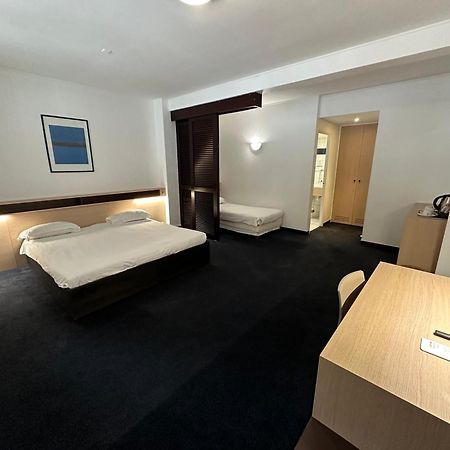 Hotel Le Paris Noumea Luaran gambar
