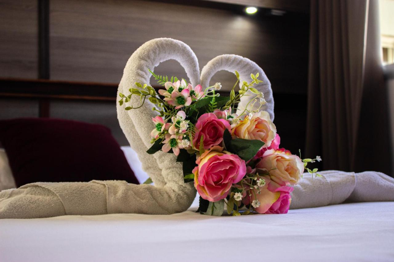 Hotel Le Paris Noumea Luaran gambar