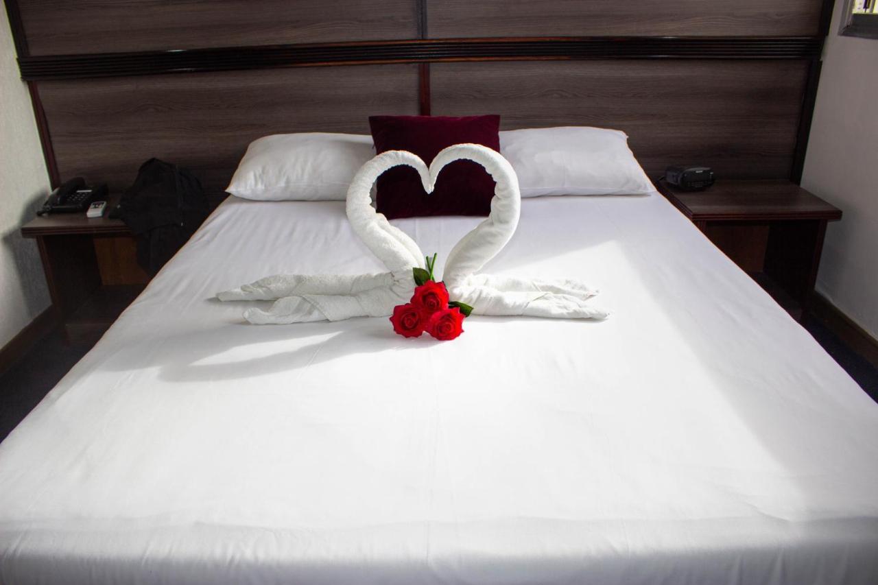 Hotel Le Paris Noumea Luaran gambar
