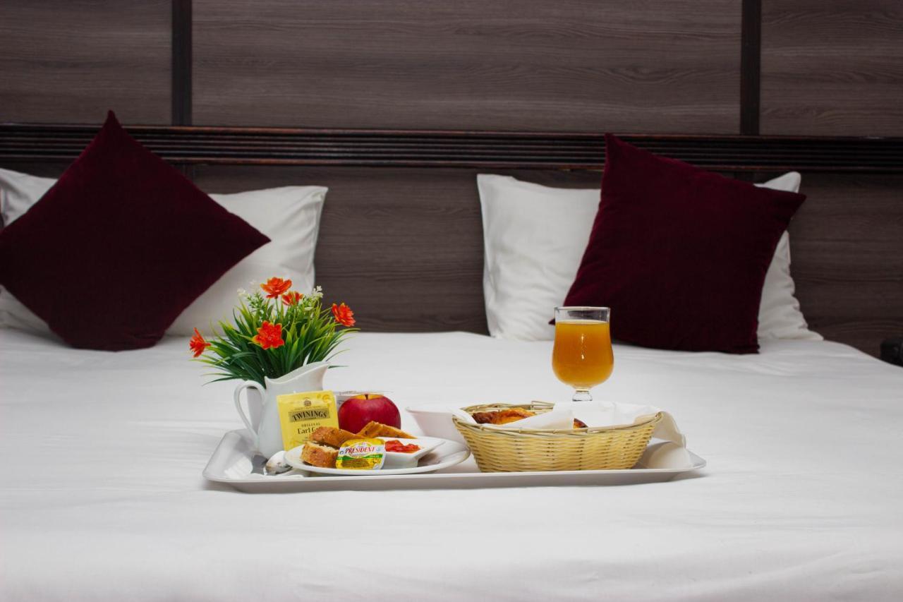 Hotel Le Paris Noumea Luaran gambar