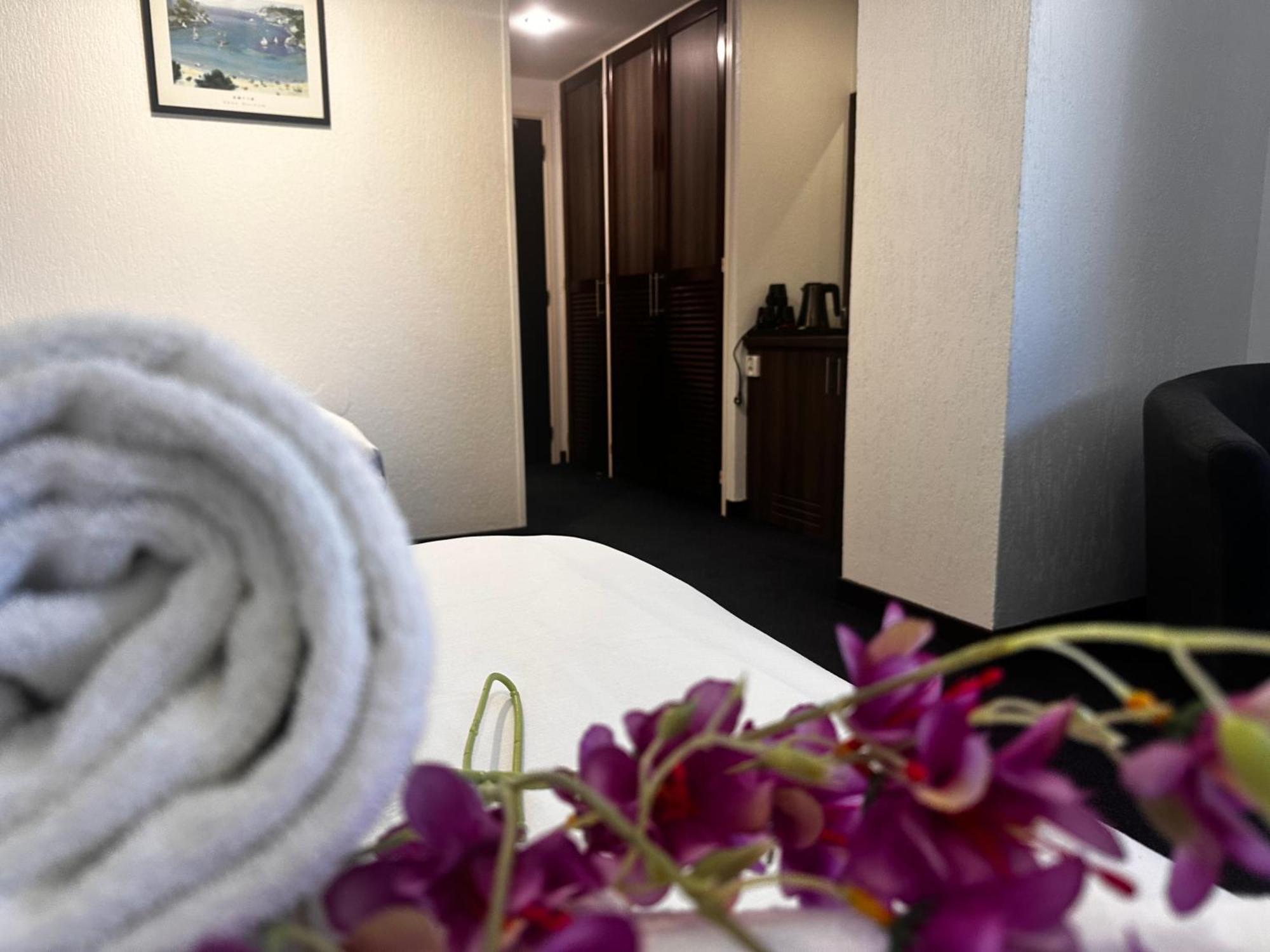 Hotel Le Paris Noumea Luaran gambar