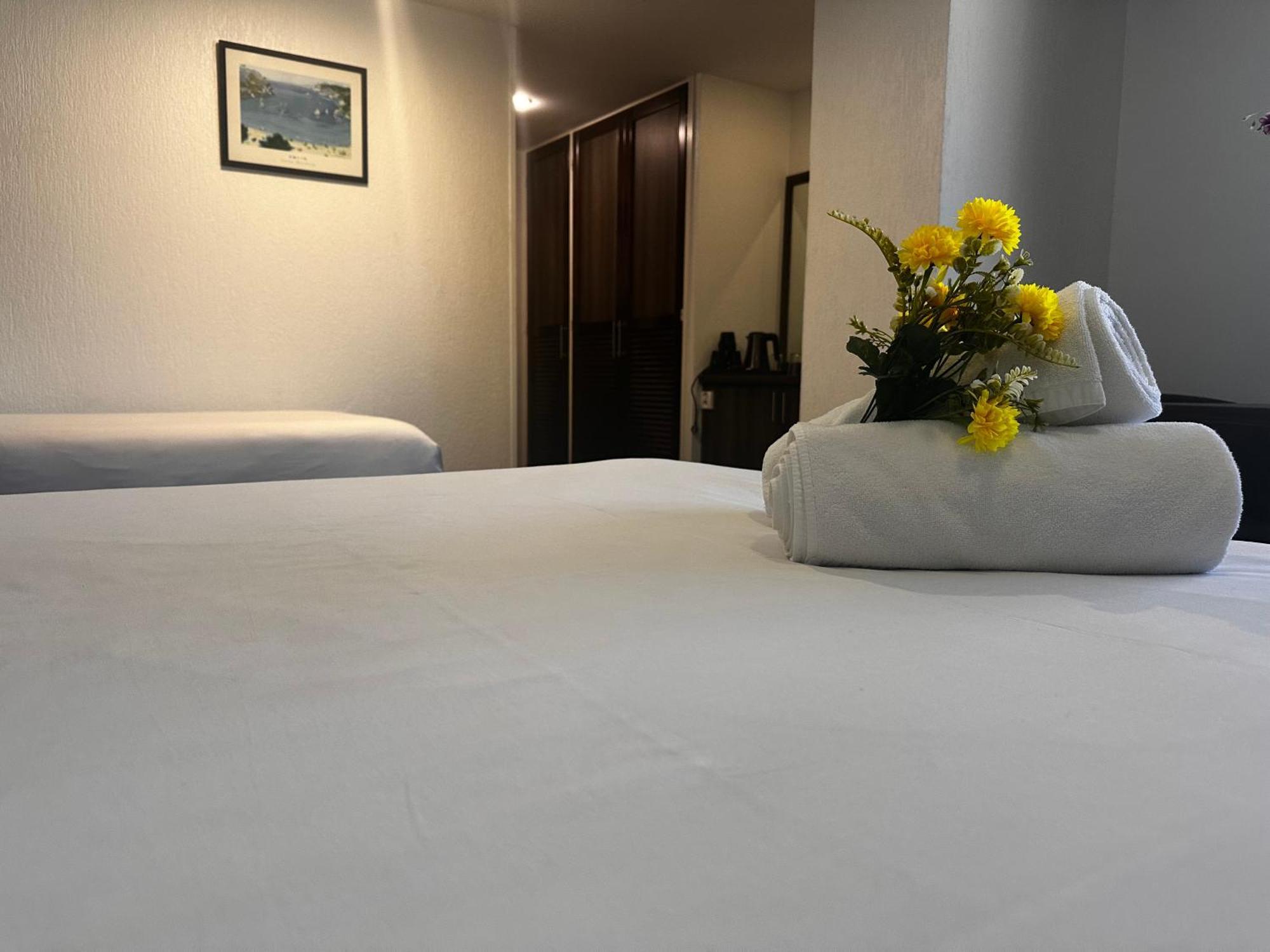 Hotel Le Paris Noumea Luaran gambar